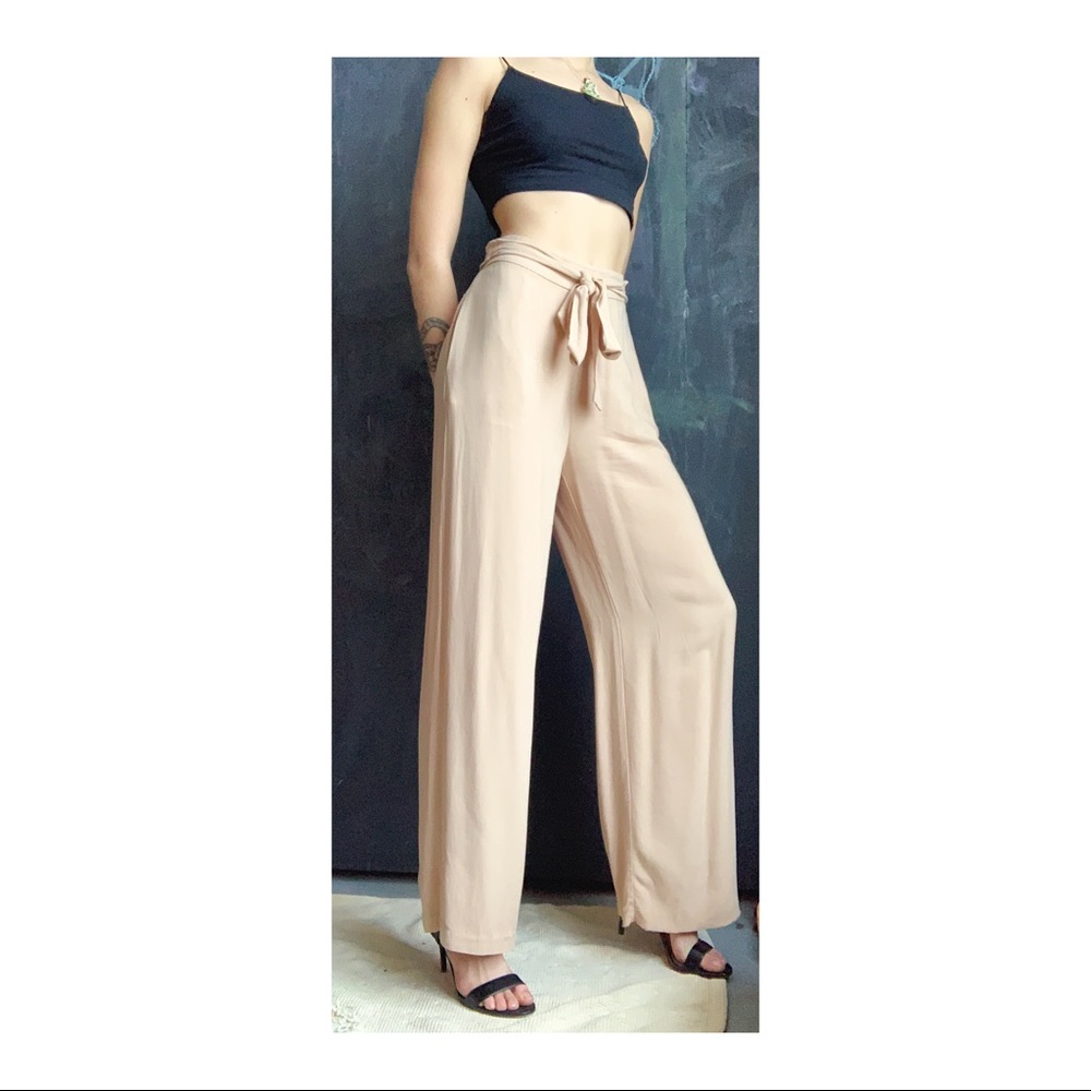 Forever 21 contemporary dress pants